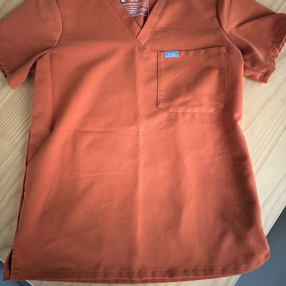 Figs XS Dirty Chai Catarina Top